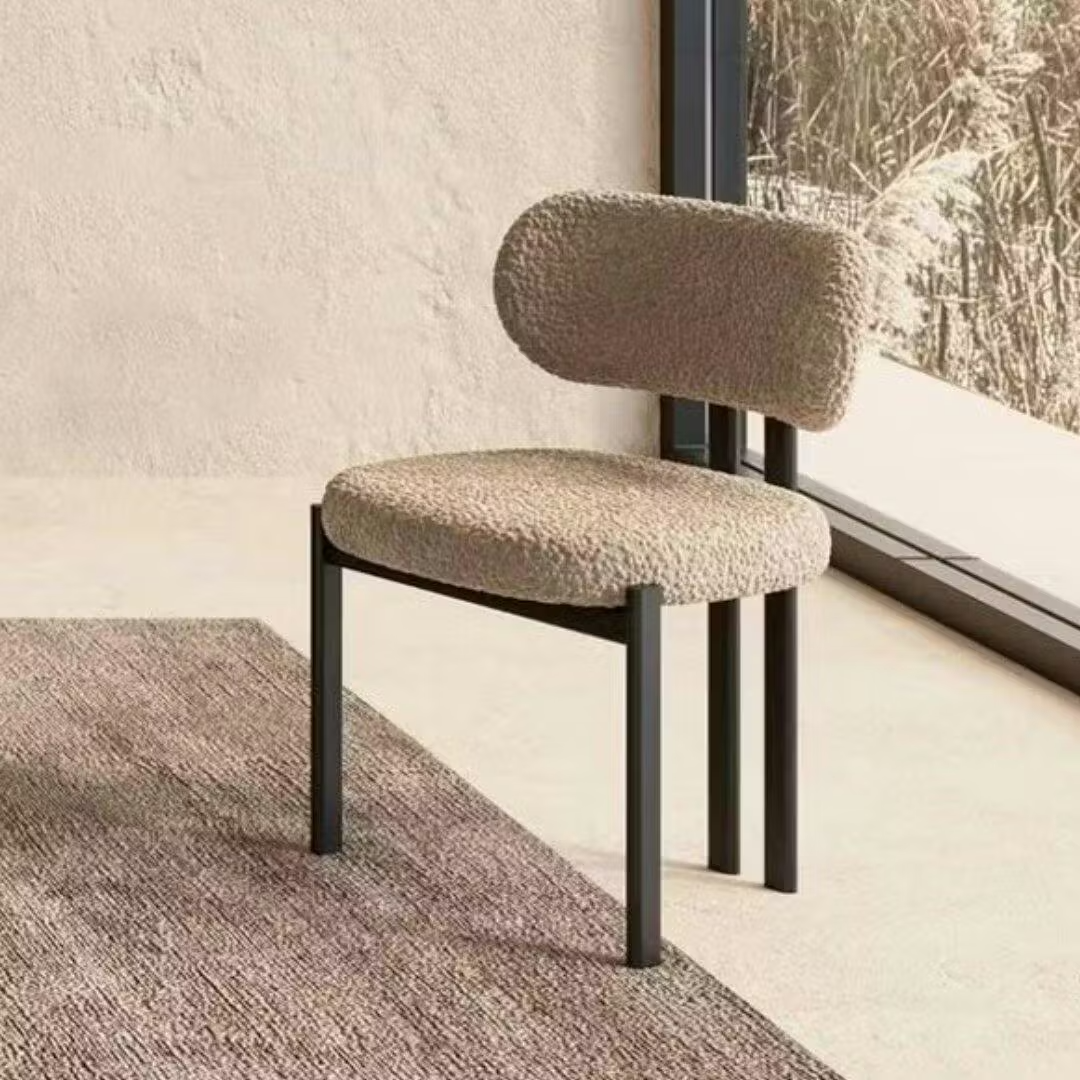 Chaise Ruby